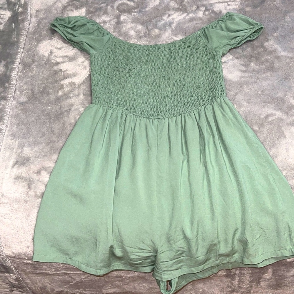 Muli-wear, olive green romper